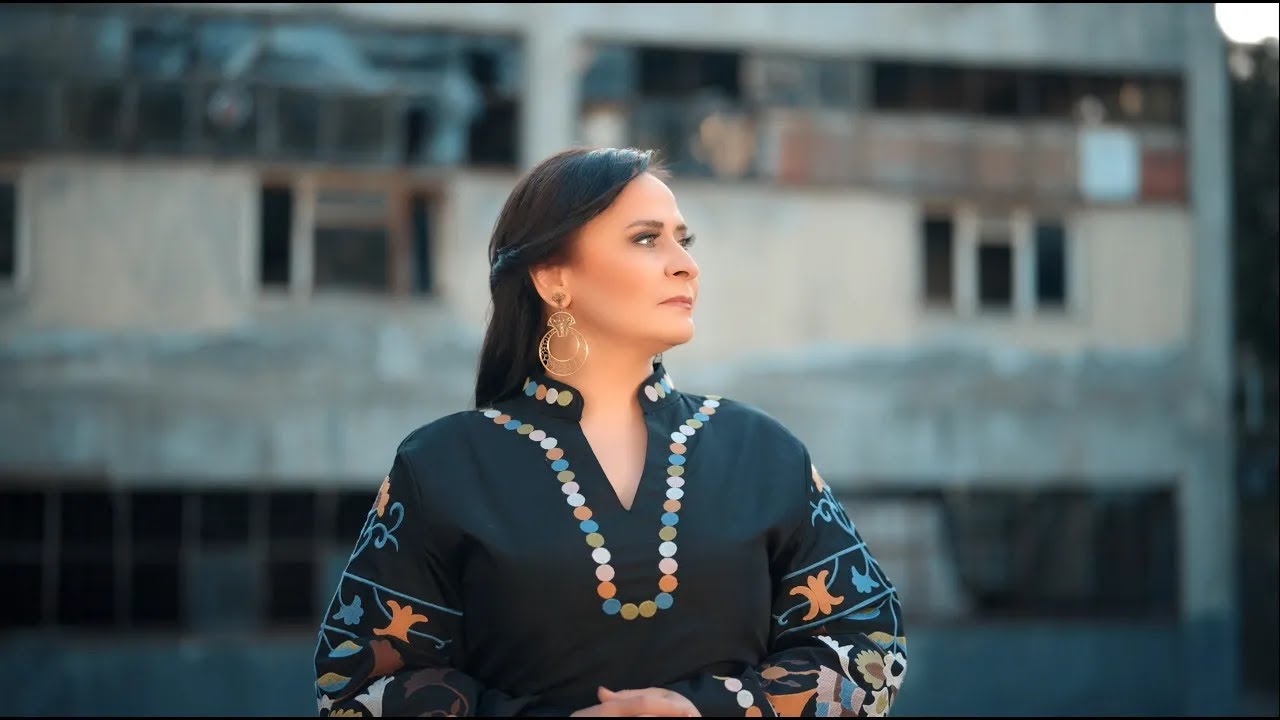 Devrim Kaya – Dost Eline Varam Dedim Sözleri