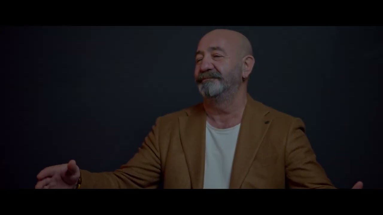 Oğuz Aksaç – Aşk Nicedir Şarkı Sözleri