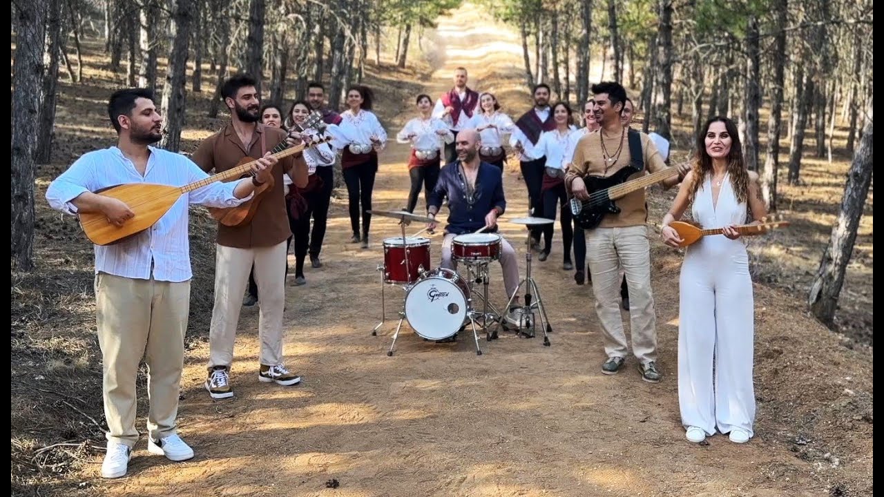 Yayla Yollarında Türkü Sözleri