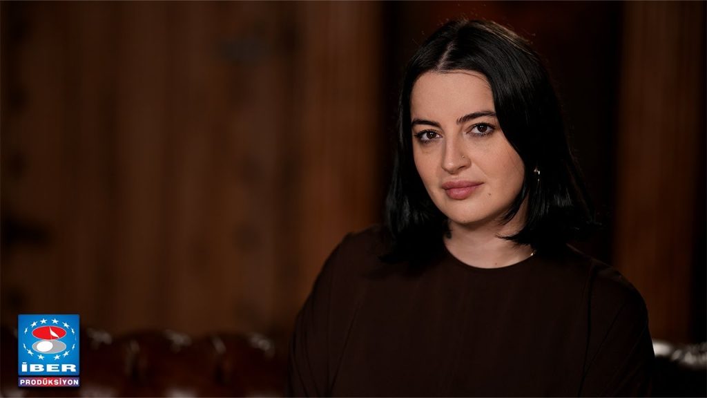 Bakın Başıma Gelene Türkü Sözleri – Ebru Keleş