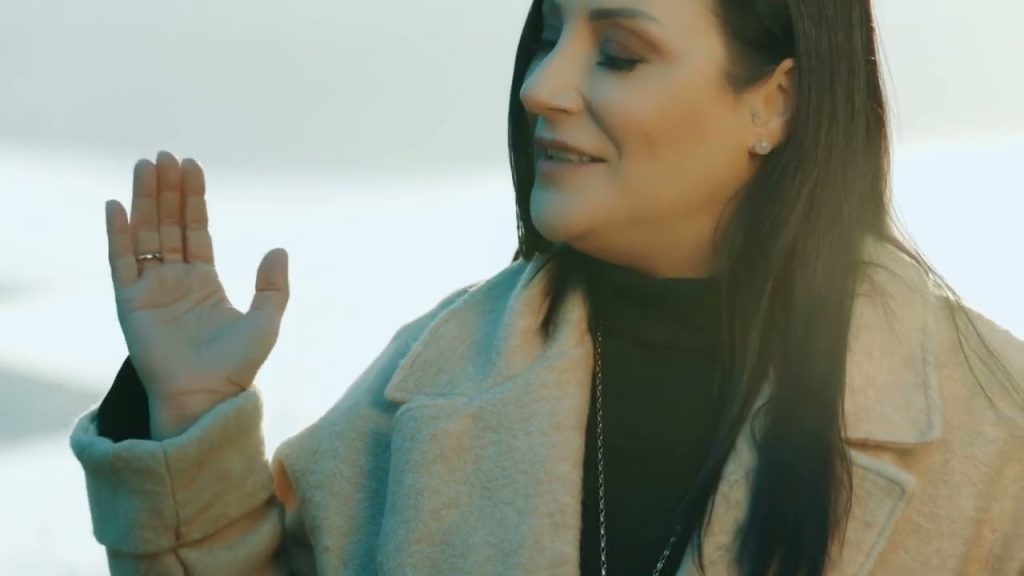 Boşu Boşuna Zamanı Beyhude Şarkı Sözleri – Serpil Sarı