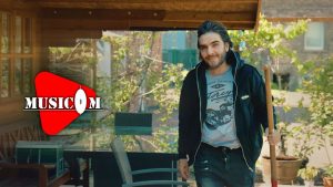 Ne Güzel Şeysin Şarkı Sözleri – İsmail YK