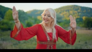 Hopbico Şarkı Sözleri – Ayşegül Pınar